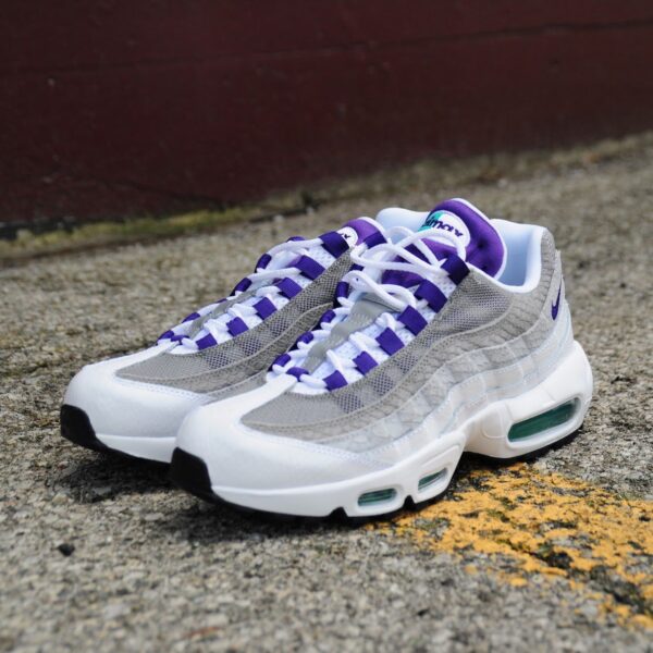 Giày Nike Air Max 95 LV8 'Grape' AO2450-101 - Ảnh 5