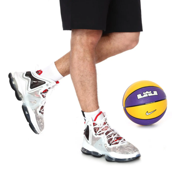 Giày Nike LeBron 19 Para Hombre 'White Red' CZ0203-101 - Ảnh 3