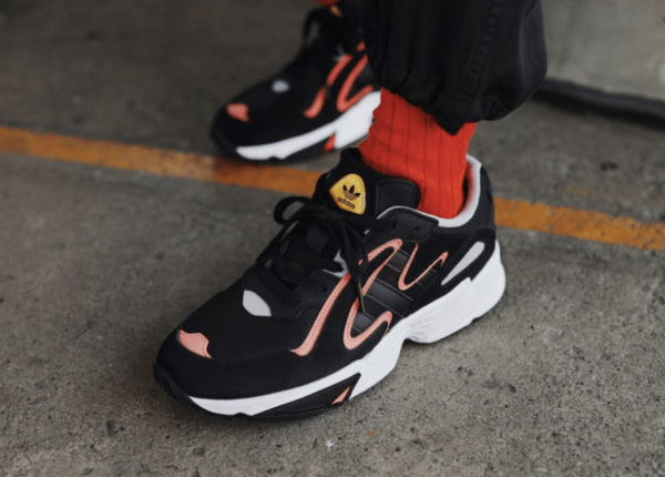 Giày Yung-96 Chasm 'Black Coral' EE7234 - Ảnh 4