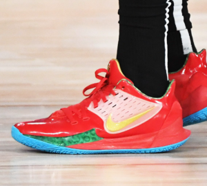 Alternative view of Giày Nike Kyrie Low 2 EP 'Mr. Krabs' CJ6952-600