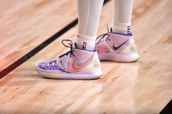 Giày Nike Kyrie 6 'Asia Irving Barely Grape' CD5031-500 - Ảnh 2