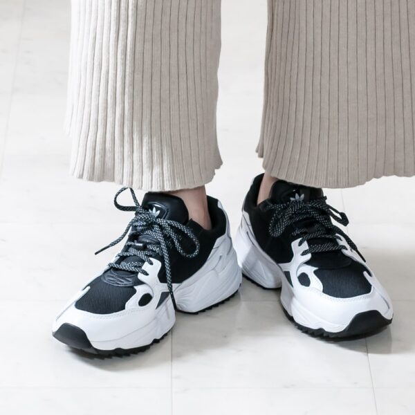 Giày Adidas Wmns Falcon Trail 'Oreo' EF9024 - Ảnh 2