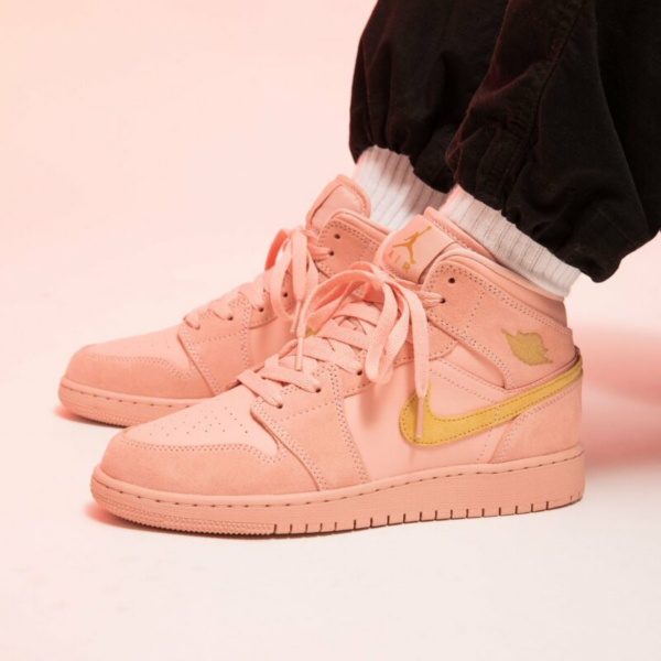 Giày Nike Air Jordan 1 Mid SE GS 'Coral Stardust' BQ6931-600 - Ảnh 3