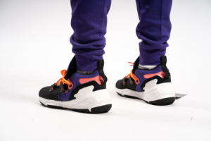 Giay Nike Zoom Moc 'Platinum Tint' AT8695-003