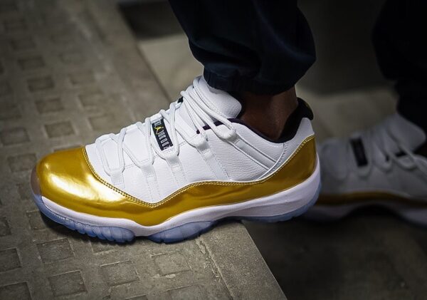 Giày Nike Air Jordan 11 Retro Low Closing Ceremony 528895-103 - Ảnh 6