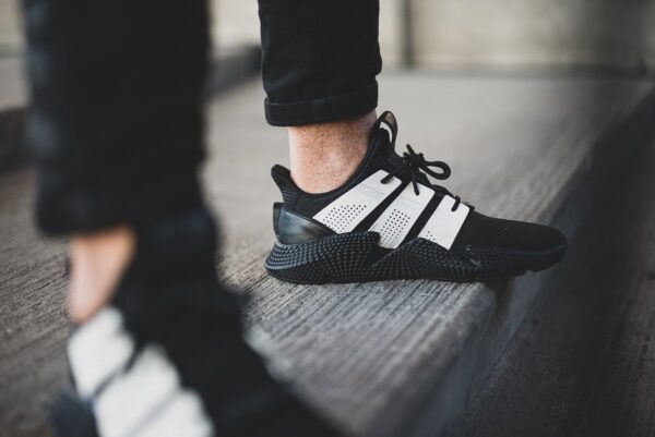 Giày Adidas Prophere Black White B37462 - Ảnh 2