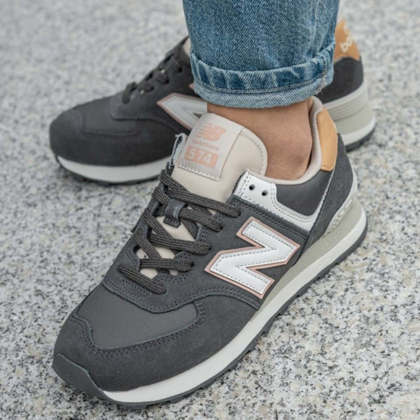 Giày New Balance Women's 574 'Grey Tan' WL574SYP - Ảnh 2