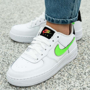 Alternative view of Giày Nike Air Force 1 LV8 3 'Green Strike' AR7446-100