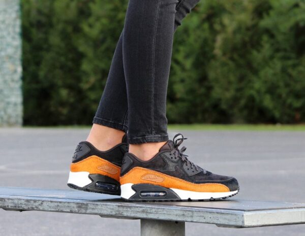 Giày Nike Wmns Air Max 90 LX 'Pony Fur Black' 898512-005 - Ảnh 3