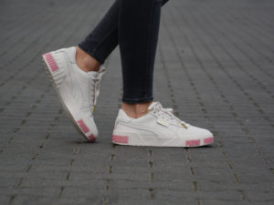Alternative view of Giày Puma Cali Bold 'Beige Pink' 370811-02