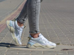 Alternative view of Giày Puma RS-X Metallic Wmns 370501-01