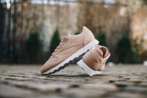 Alternative view of Giày Reebok Classic Leather Nude CN1504