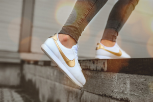 Alternative view of Giày Nike Cortez Basic GS 'White Gold' BV0014-100