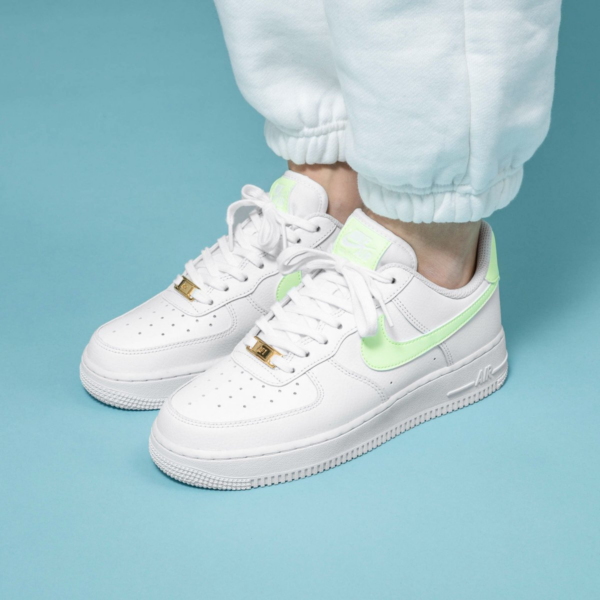 Giày Nike Wmns Air Force 1 Low 'Barely Volt' 315115-155 - Ảnh 3