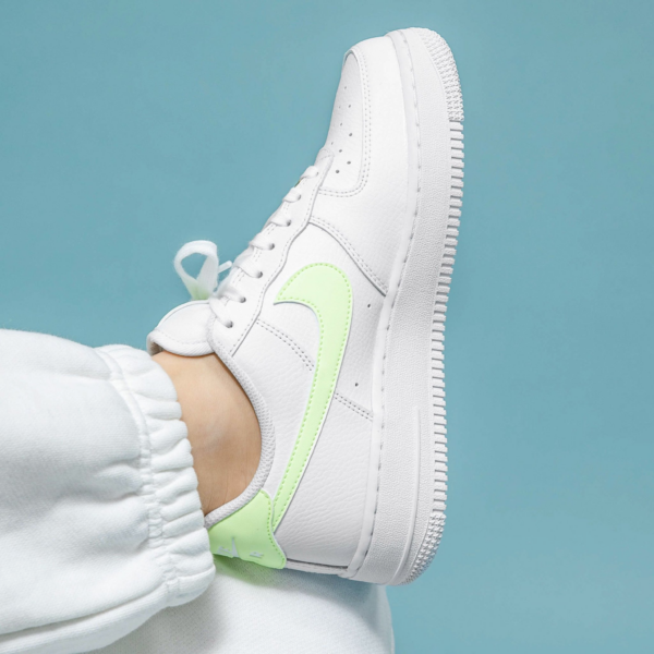 Giày Nike Wmns Air Force 1 Low 'Barely Volt' 315115-155 - Ảnh 2