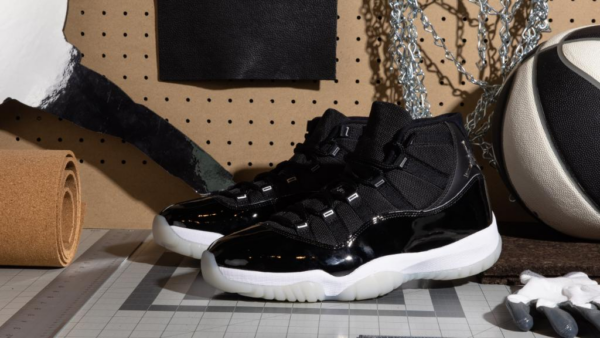 Giày Nike Wmns Air Jordan 11 Retro 'Jubilee 25th Anniversary' AR0715-011 - Ảnh 3