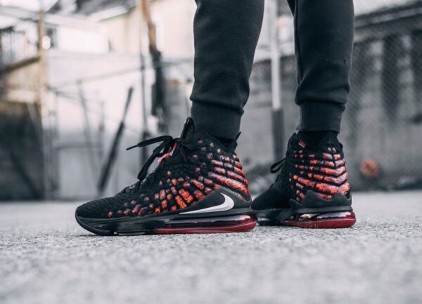 Giày Nike LeBron 17 'Infrared VI' BQ3177-006 - Ảnh 6