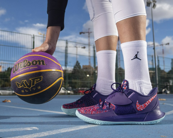 Giày Nike Kyrie Low 3 'Orchid' CJ1286-500 - Ảnh 4