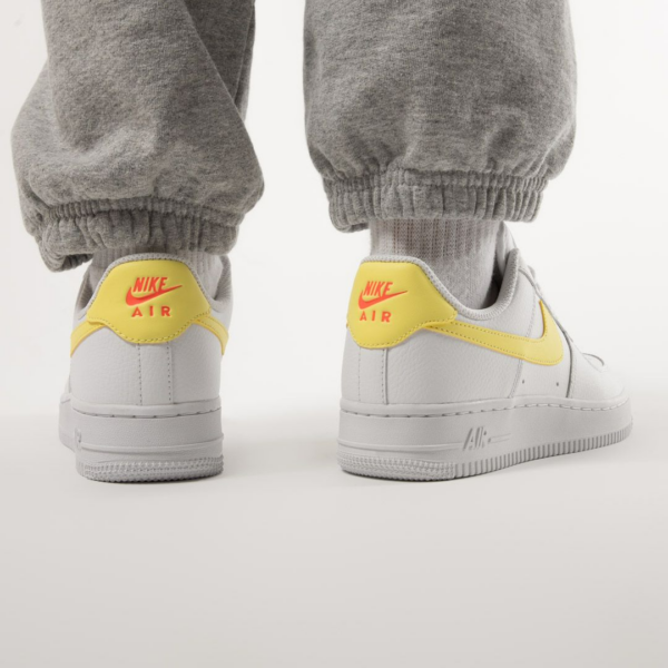 Giày Nike Wmns Air Force 1 '07 'Saturn Gold' 315115-170 - Ảnh 4