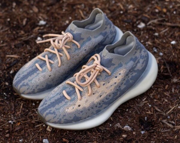 Giày Adidas Yeezy Boost 380 Mist Reflective FX9846 - Ảnh 3