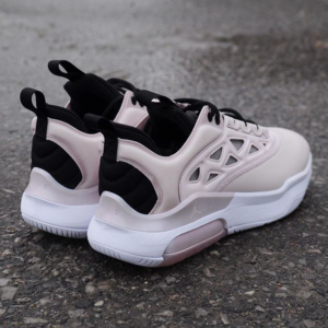 Alternative view of Giày Nike Wmns Jordan Air Max 200 XX 'Barely Rose' AV5186-005