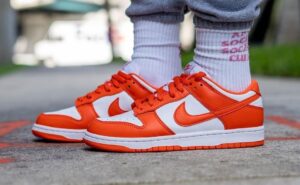 Alternative view of Giày Nike Dunk Low Retro SP 'Syracuse' CU1726-101