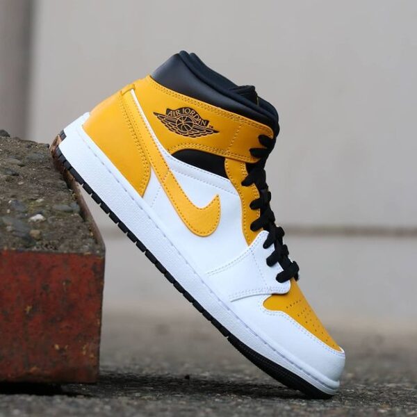Giày Nike Air Jordan 1 Mid GS 'University Gold' 554725-170 - Ảnh 5