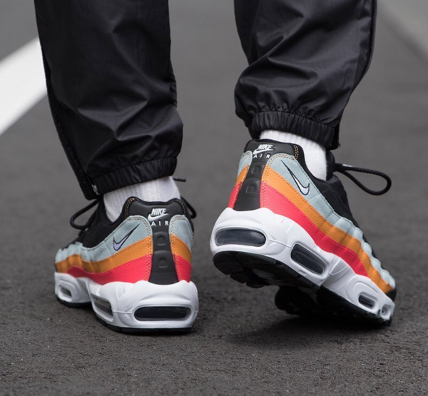 Giày Nike Air Max 95 Essential Ocean Cube AT9865-002 - Ảnh 4