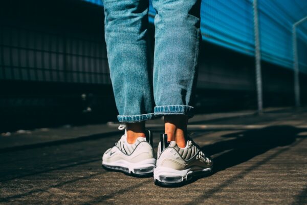 Giày Nike Air Max 98 'Sail Igloo' AH6799-105 - Ảnh 3