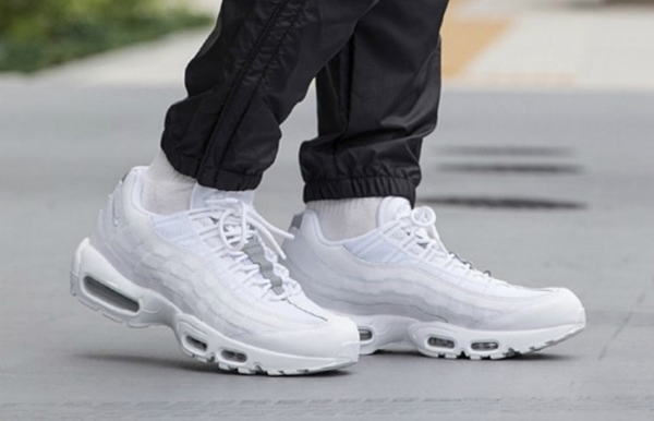 Giày Nike Air Max 95 Essential White Silver AT9865-100 - Ảnh 8