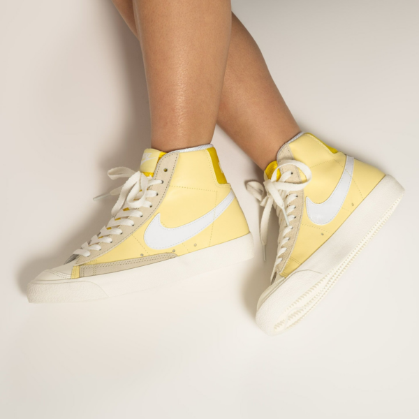 Giày Nike Wmns Blazer Mid '77 'Bicycle Yellow' CZ0363-700 - Ảnh 4