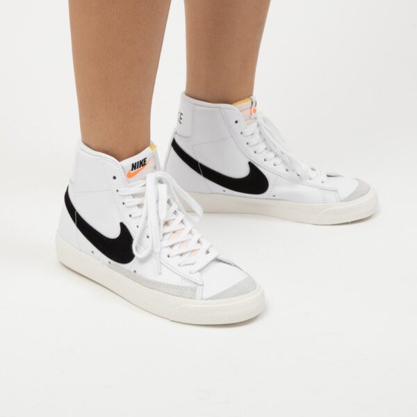 Giày Nike Wmns Blazer Mid 77 Vintage 'White Black' CZ1055-100 - Ảnh 2