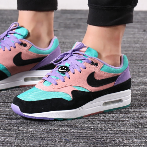 Giày Nike Air Max 1 GS 'Have A Nike Day' AT8131-001 - Ảnh 3