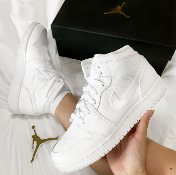 Giày Nike Air Jordan 1 Mid 'Triple White' (2020) 554725-126 - Ảnh 3