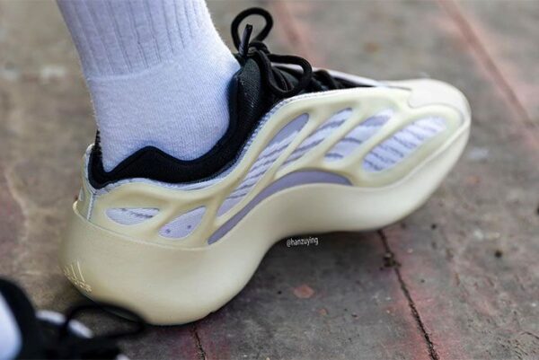 Giày Adidas Yeezy 700 V3 Azael FW4980 - Ảnh 7