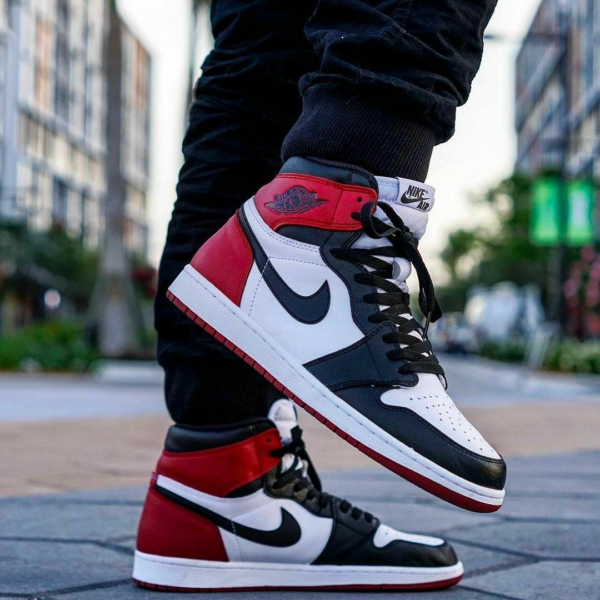 Giày Nike Air Jordan 1 Retro 'Black Toe' 555088-125 - Ảnh 6