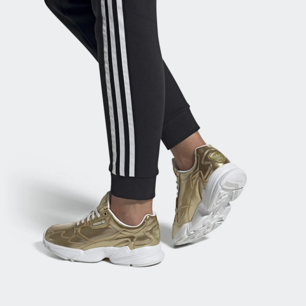 Giày Adidas Falcon Shoes Gold FV4318 - Ảnh 5