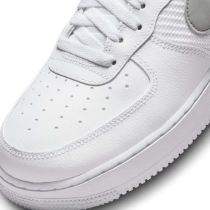 Giay Nike Air Force 1 '07 'Triple Swoosh' FD0666-100