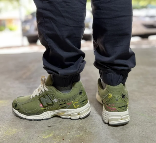 Giày New Balance 2002R 'Bryant Giles What Now' M2002RAG - Ảnh 2