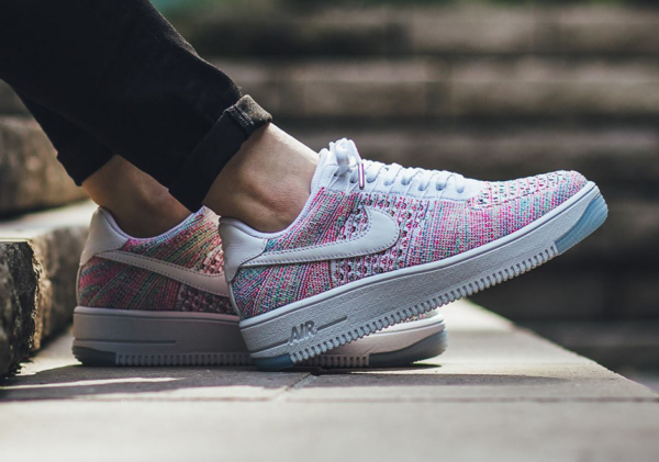 Giày Nike Wmns Air Force 1 Flyknit Low 'White Radiant Emerald' 820256-102 - Ảnh 3