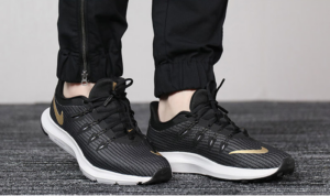 Alternative view of Giày Nike Wmns Quest 'Metallic Gold' AA7412-006