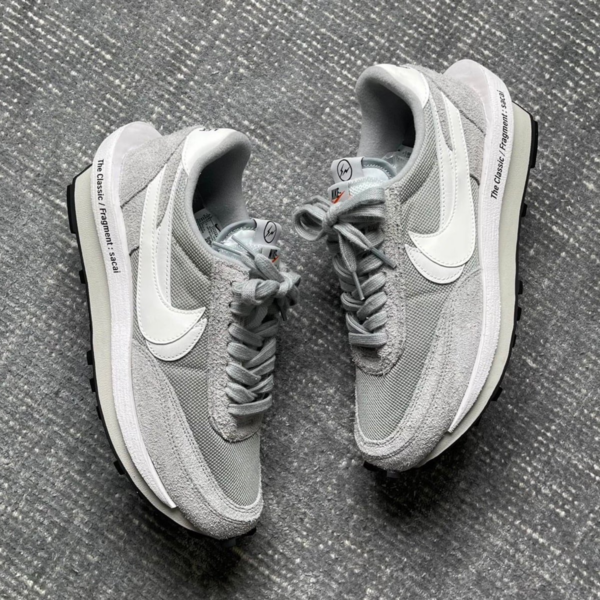 Giày Nike Fragment Design x sacai x LDV Waffle 'Light Smoke Grey' DH2684-001 - Ảnh 4