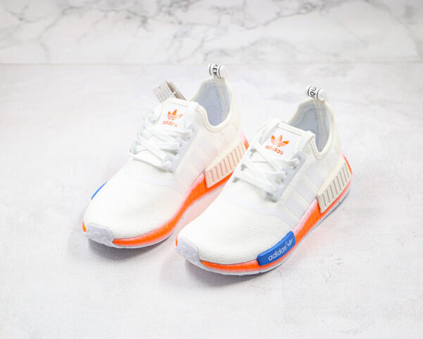 Giày Adidas NMD R1 'Graffiti White Signal Coral' FV7852 - Ảnh 4