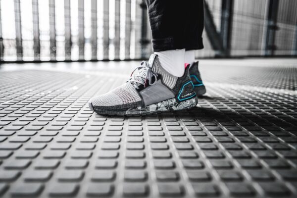 Giày Adidas Star Wars x UltraBoost 19 'Millenium Falcon' FW0525 - Ảnh 3