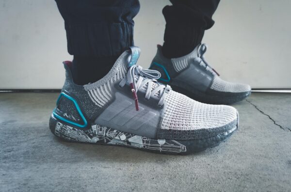 Giày Adidas Star Wars x UltraBoost 19 'Millenium Falcon' FW0525 - Ảnh 4
