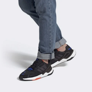 Alternative view of Giày Adidas Day Jogger 'Black Solar Red' FW4818