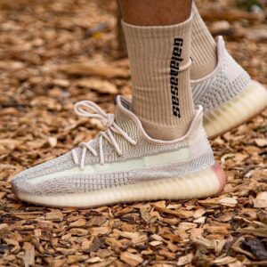 Alternative view of Giày Adidas Yeezy Boost 350 V2 'Citrin Reflective' FW5318