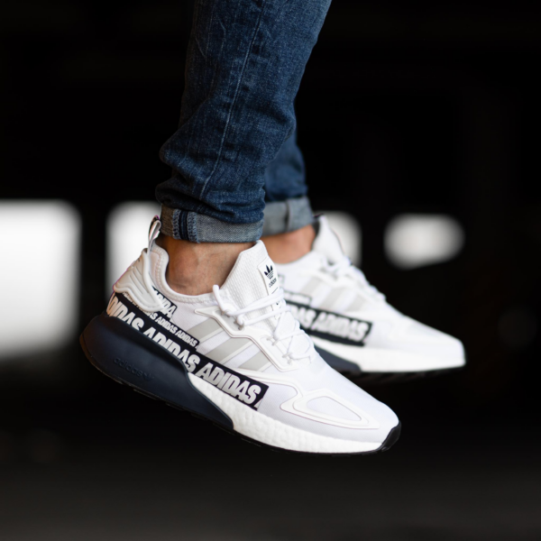 Giày Adidas ZX 2K Boost 'Bold Logo Graphic White Navy' FX7036 - Ảnh 2