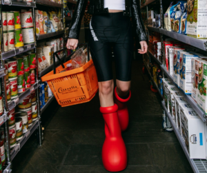 Giay MSCHF 'Big Red Boot' MSCHF010