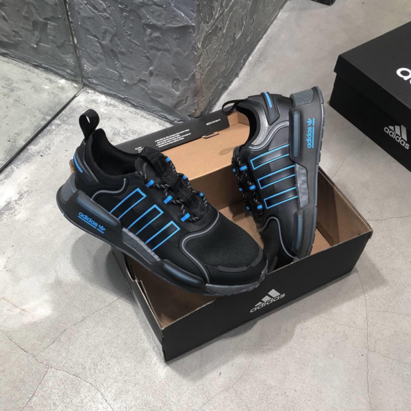 Giay Adidas NMD R1 V3 'Black Blue' HQ6637